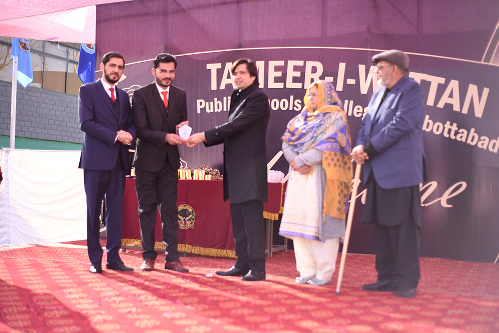 Pic 27 Annual Award 2019