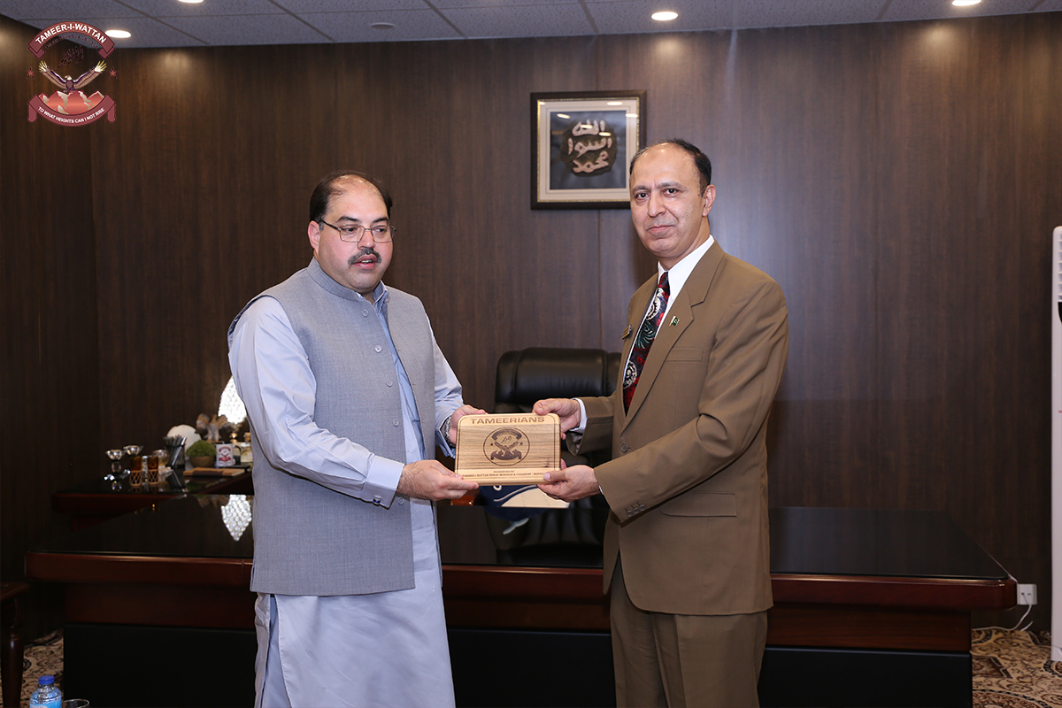 DPO Visit Book Fair Mansehra Pic 23